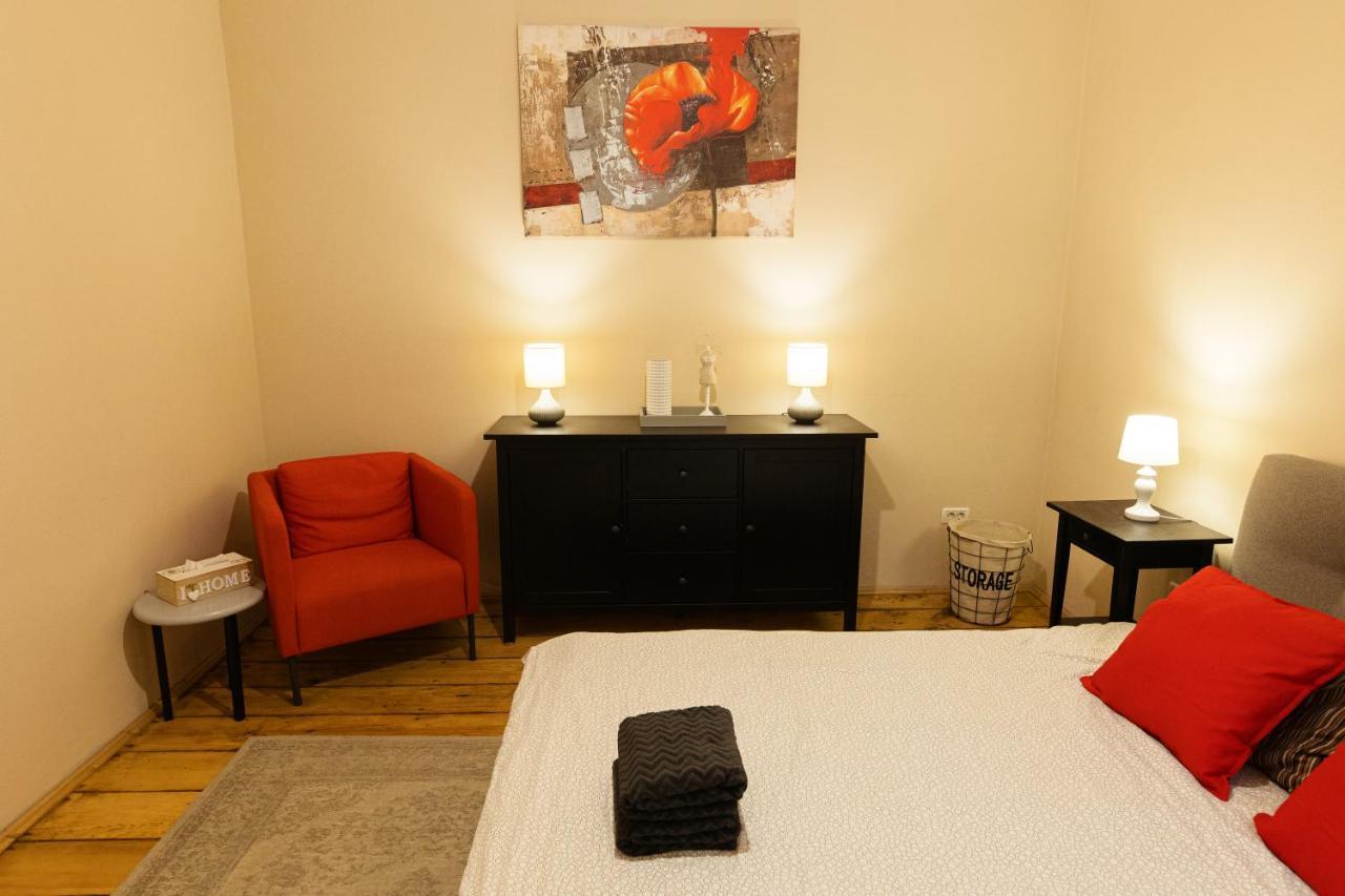 Chic Apartment In Historical City Center Timişoara Exterior foto